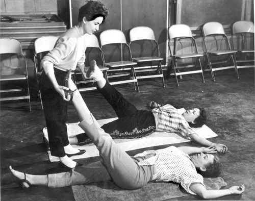 women's fitness participants in 1960s.